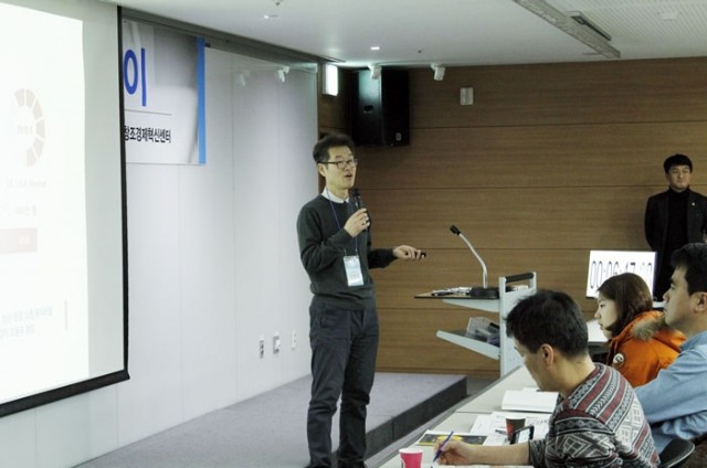 6개월 챌린지플랫폼 데모데이에서 발표 중인 이창근 대표 - 창조경제타운 제공